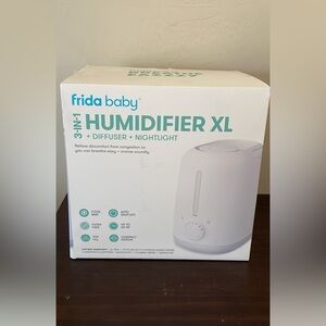 Frida Baby Humidifier XL in White